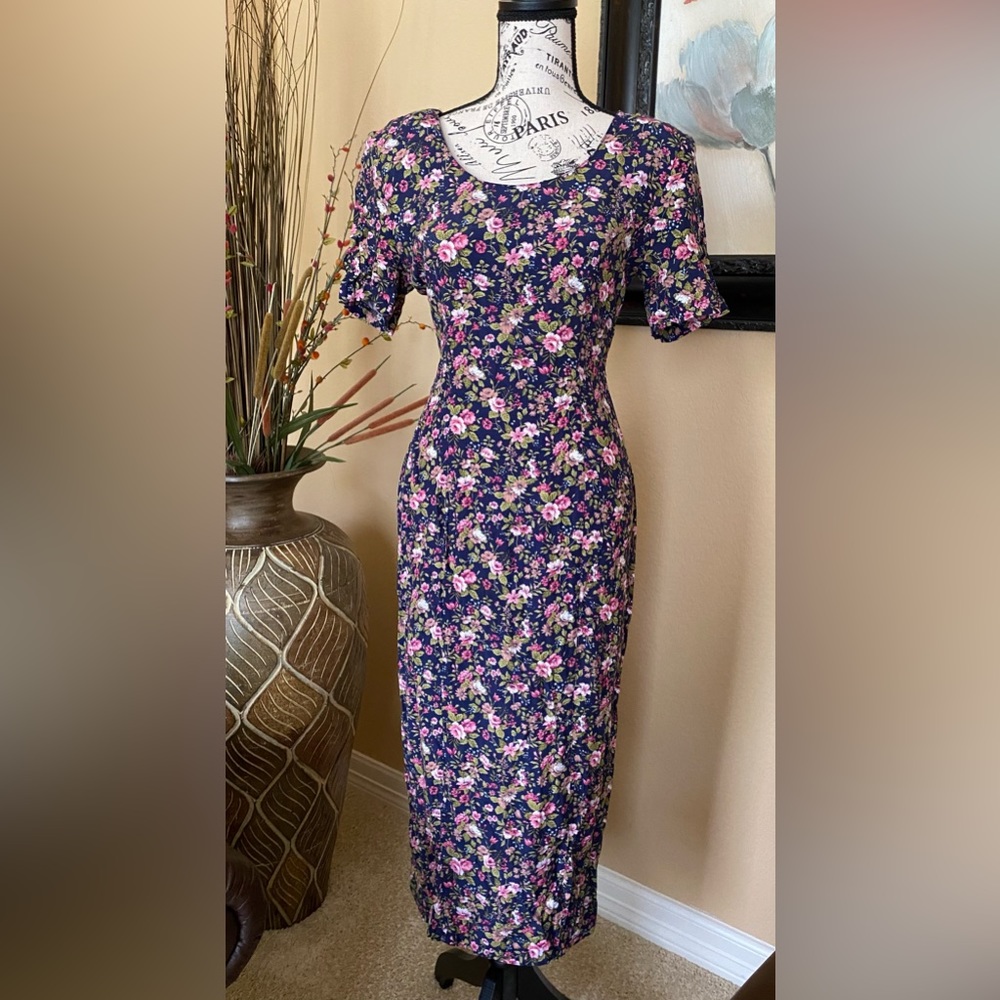 Cute spring dress 💐